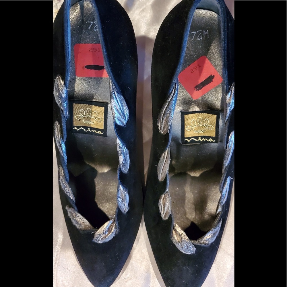 NWT Vintage Nina suede and pewter texture wrap heels 7.5 M